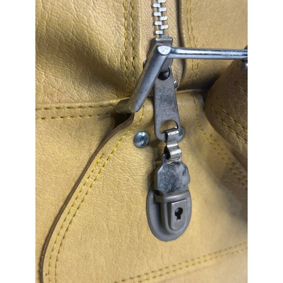 VTG 1975 American Tourister Escort Yellow Carry-On Tote Shoulder Bag MCM Luggage - Picture 8 of 10